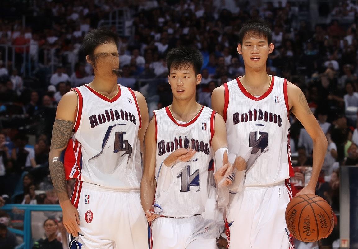 2017马刺VS湖人巅峰对决：莱昂纳德扣篮点燃激情(图3)